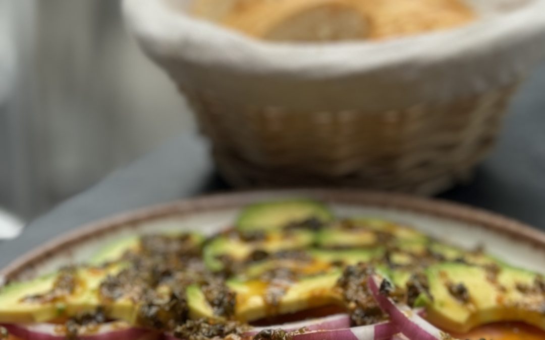 Bar Albariño, una parada obligada para disfrutar del arte del tapeo en el distrito de Barajas