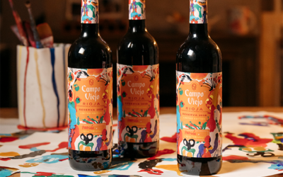 Carlota Pereiro diseña la nueva botella de Campo Viejo