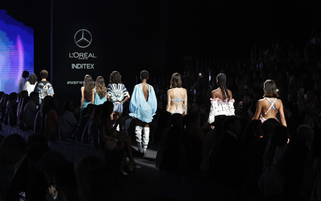 Mercedes-Benz en la 81ª edición de Mercedes-Benz Fashion Week Madrid: exclusividad, atemporalidad y sostenibilidad sobre rueda