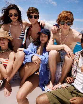 TOMMY HILFIGER PREPARA UN VERANO CARIBEÑO DE ENSUEÑO EN «EL RESORT HILFIGER»