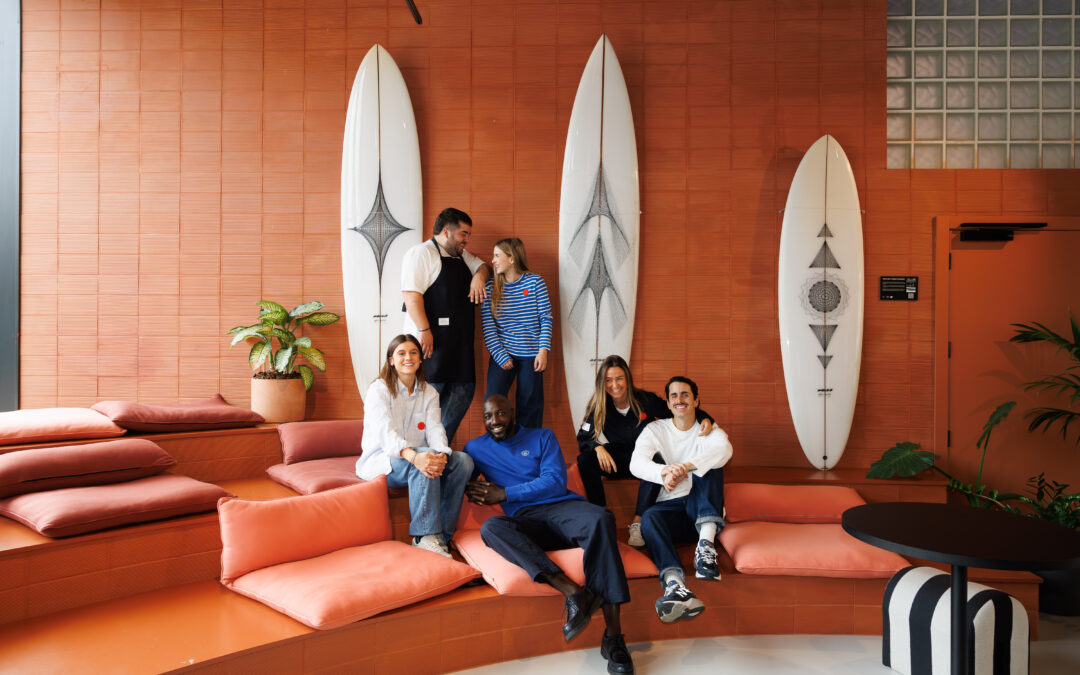 THE SOCIAL HUB LANZA UNA COLECCIÓN DE TEAMWEAR EN COLABORACIÓN CON LA MARCA DE MODA CONSCIENTE
