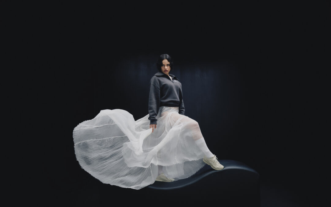 ROSALÍA protagoniza la campaña de NEW BALANCE para el último modelo de la 204L