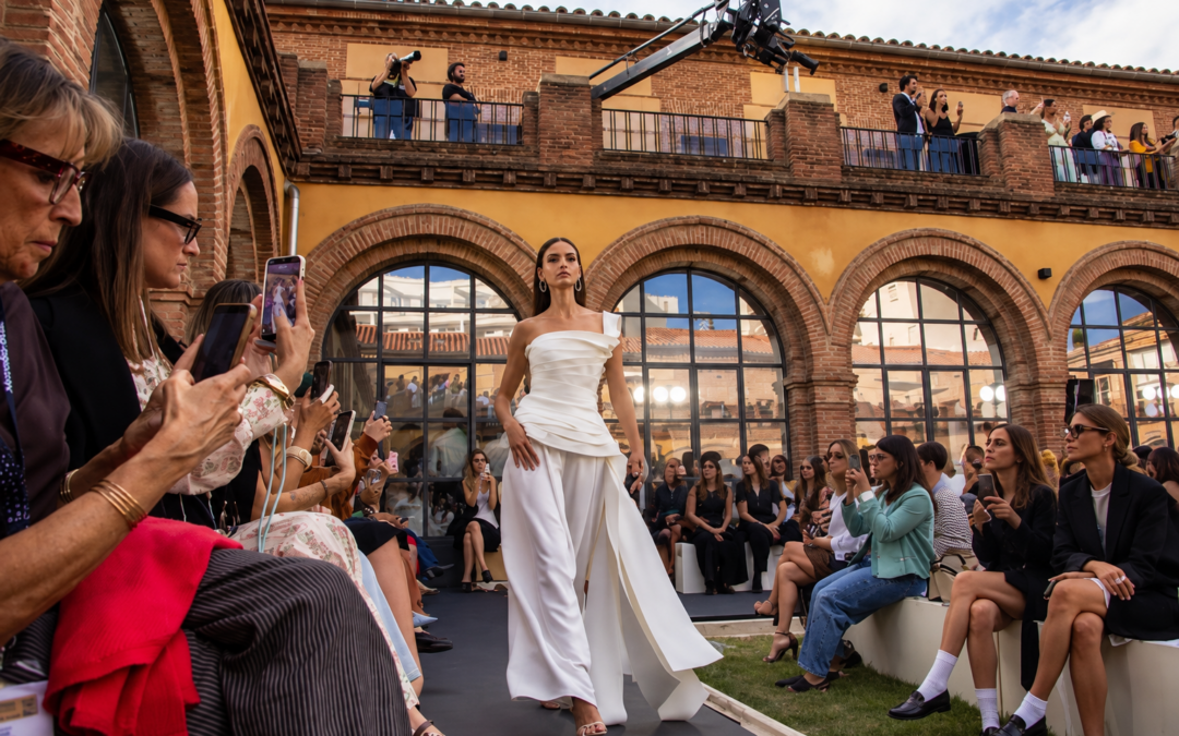 ISABEL SANCHÍS convierte la moda en una declaración de libertad en MBFWMadrid